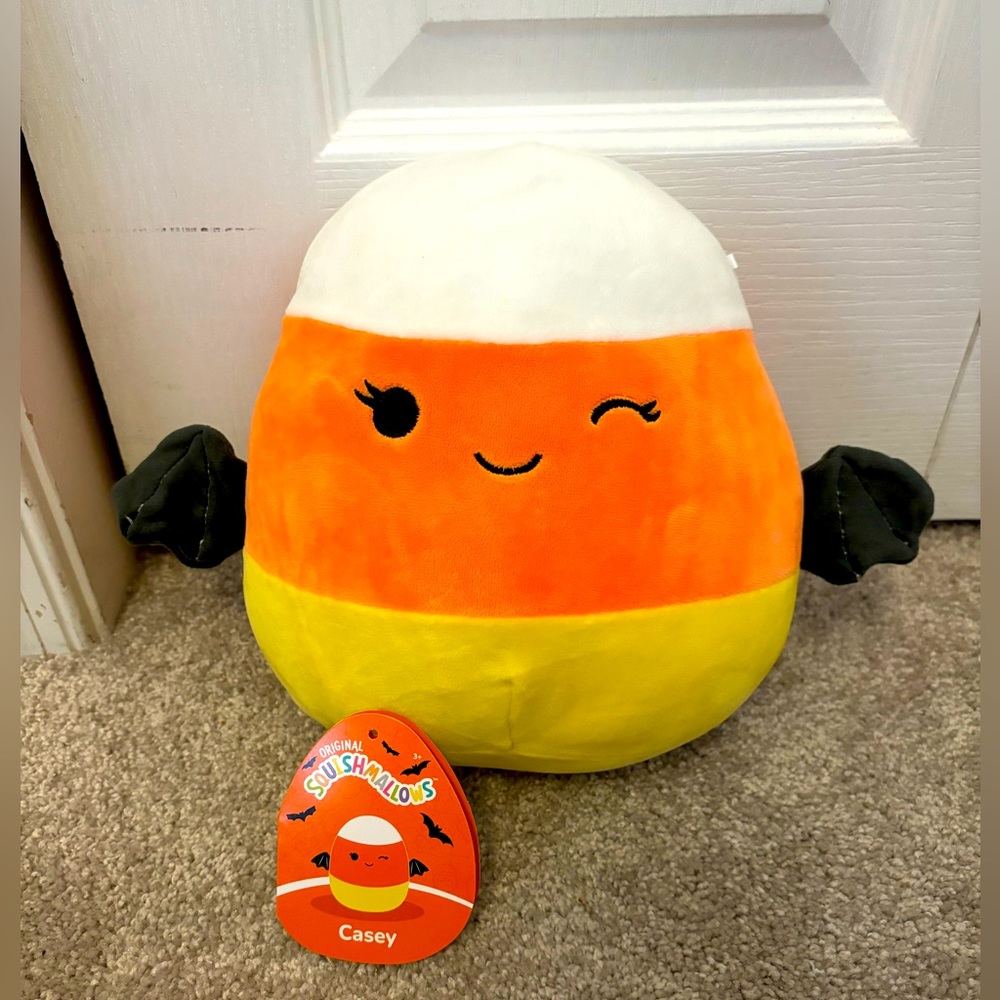 NWT 8” Casey the bat wing candy corn Halloween Squishmallow